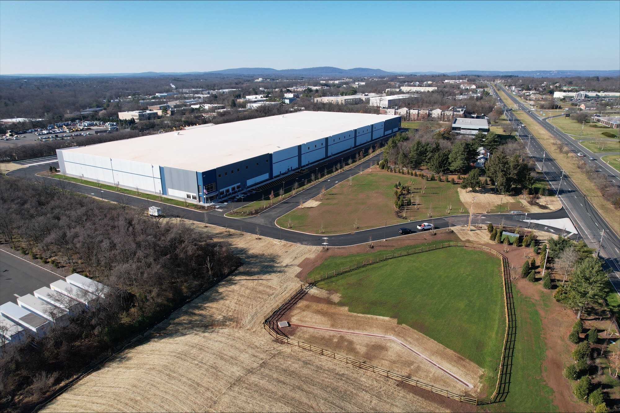 Avison Young arranges sale of 311,040-sf industrial property in Branchburg, NJ for Transwestern Development Company